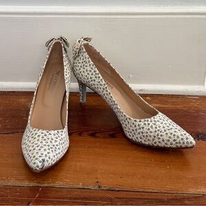 Nicky Hilton X French Sole Blue White Gray Floral Fabric Heels Bow Pumps 9 B